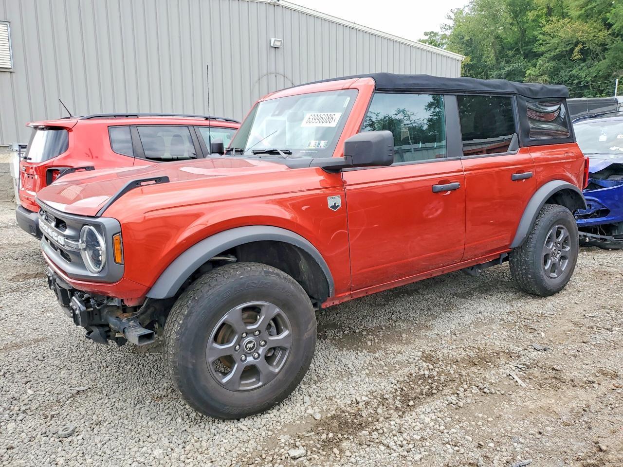 1FMDE5BH2NLB23562 2022 FORD BRONCO photo no. 1