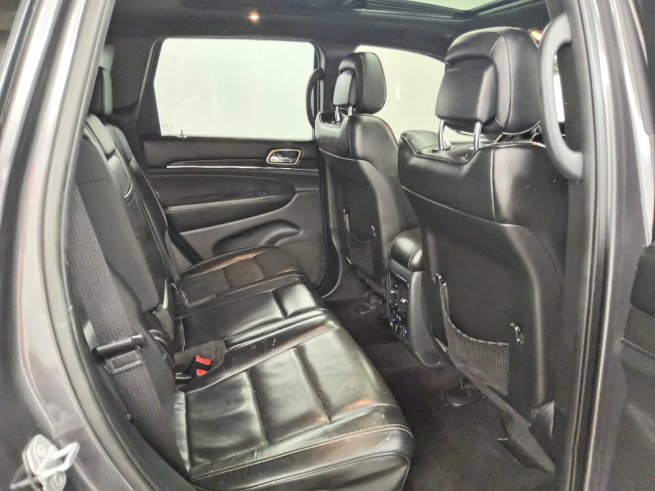 2017 JEEP GRAND CHEROKEE OVERLAND — Фото 11 из 13