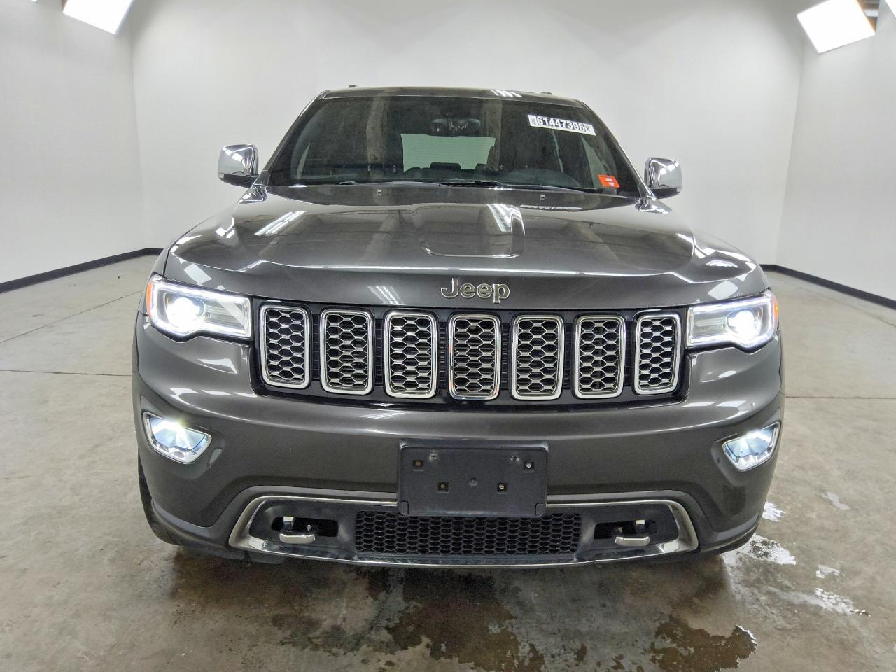 2017 JEEP GRAND CHEROKEE OVERLAND — Фото 5 из 13