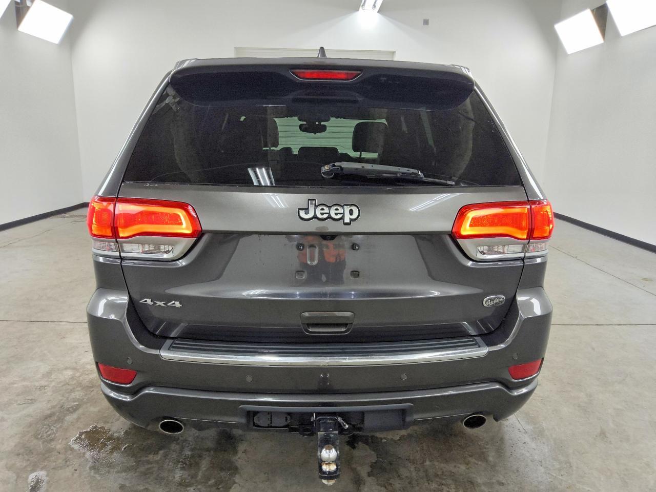 2017 JEEP GRAND CHEROKEE OVERLAND — Фото 6 из 13