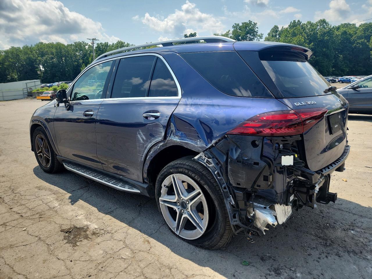2026 MERCEDES-BENZ GLE 350 4MATIC — Фото 2 из 14