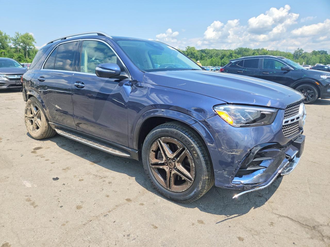 2026 MERCEDES-BENZ GLE 350 4MATIC — Фото 4 из 14