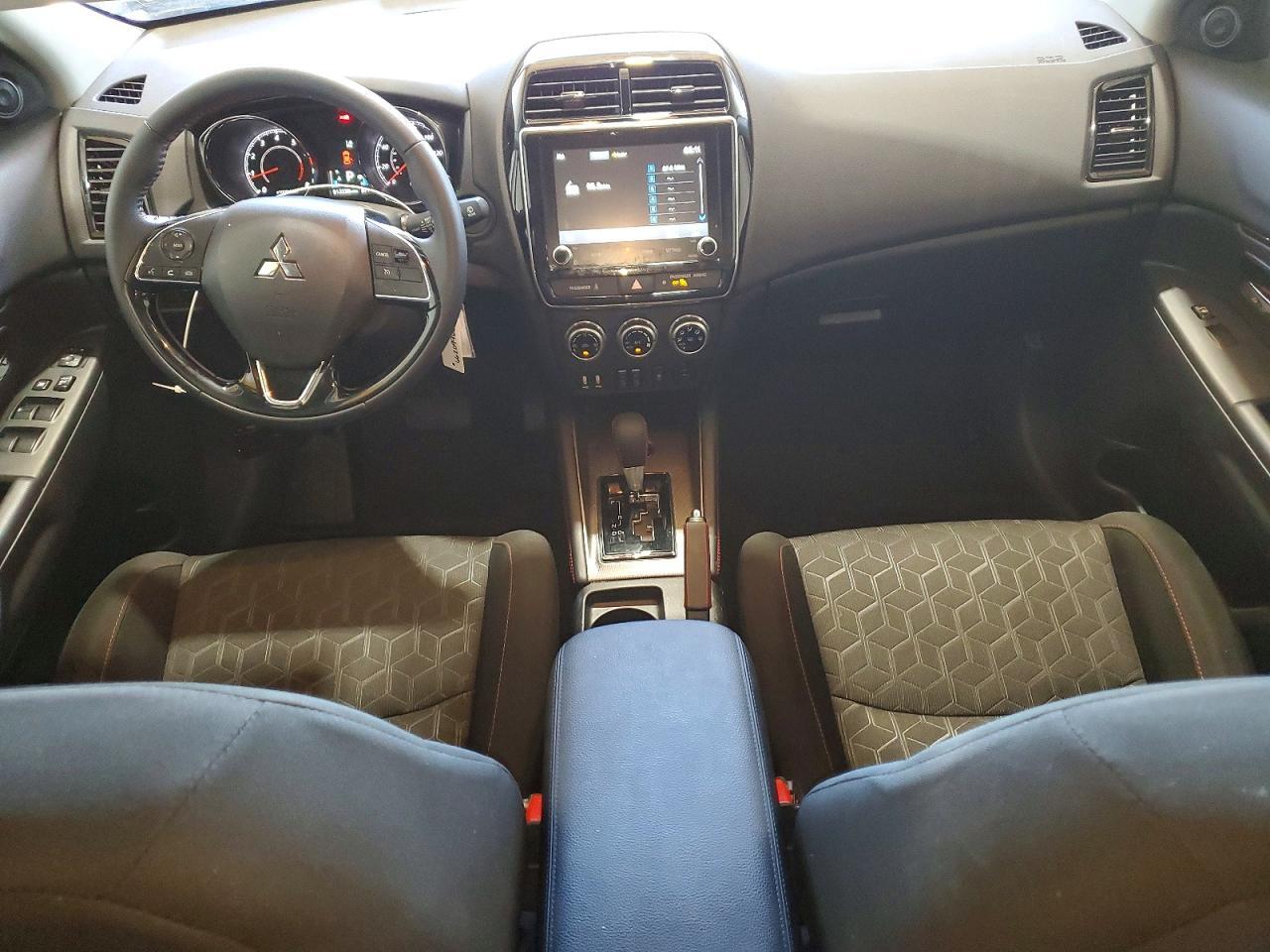 2026 MITSUBISHI OUTLANDER SPORT S/SE — Фото 8 из 13