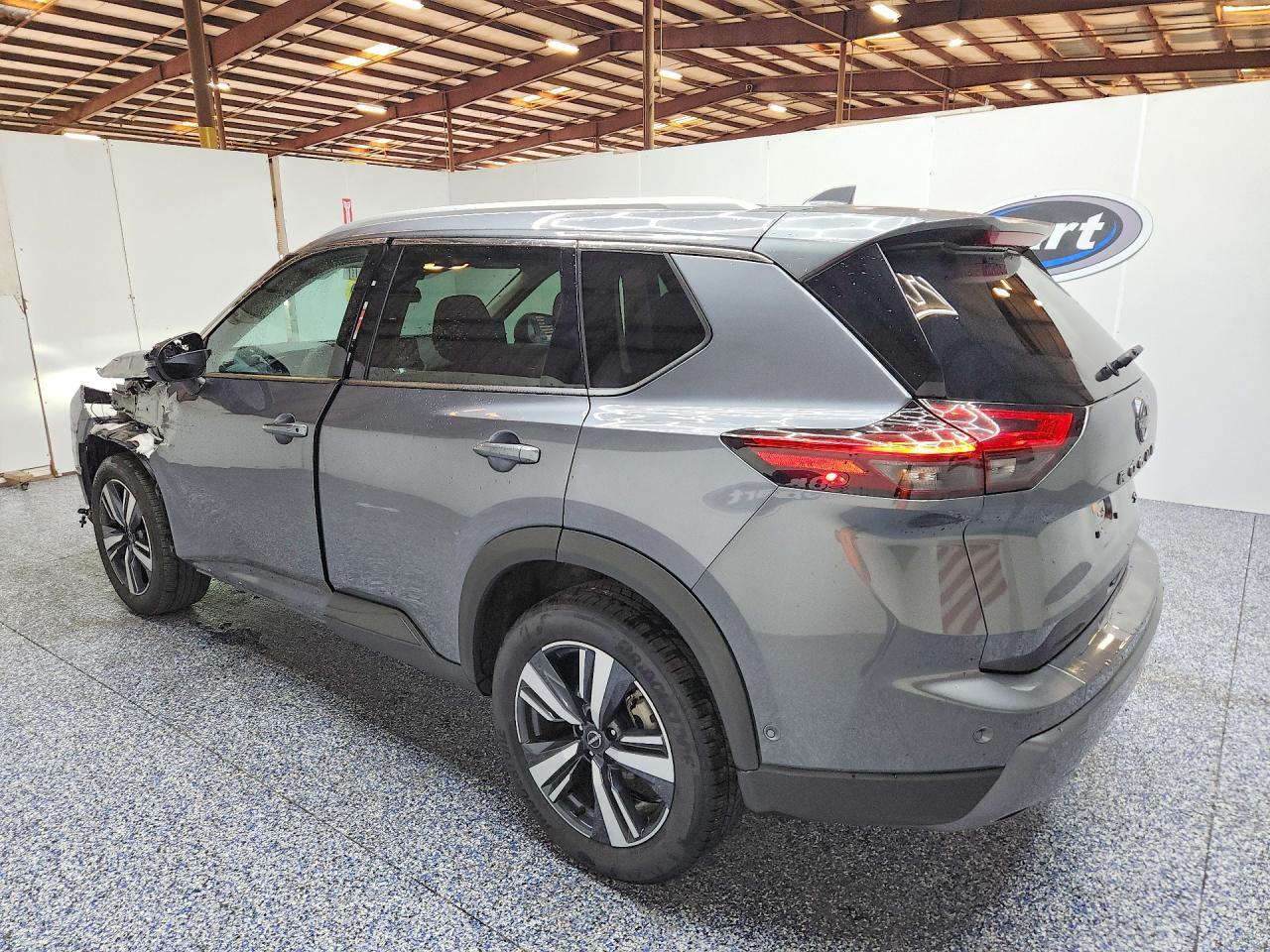 2026 NISSAN ROGUE SL — Фото 2 из 13
