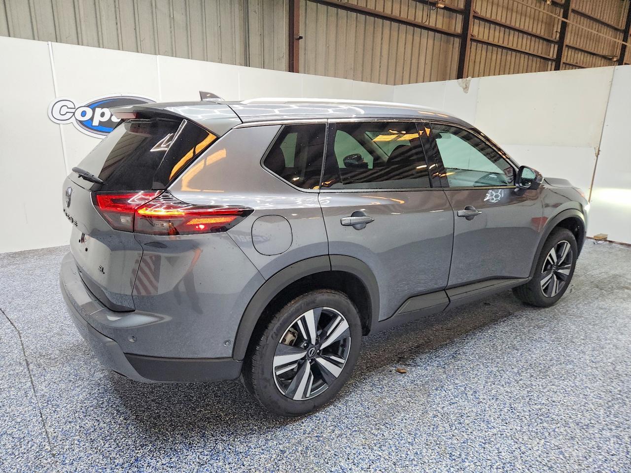 2026 NISSAN ROGUE SL — Фото 3 из 13