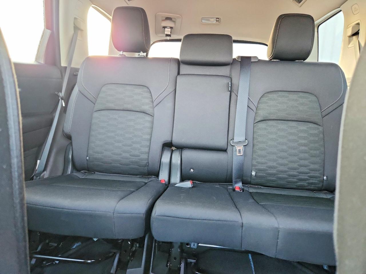 2026 NISSAN PATHFINDER SV — Фото 10 из 13
