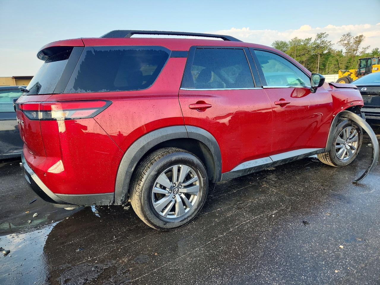2026 NISSAN PATHFINDER SV — Фото 3 из 13