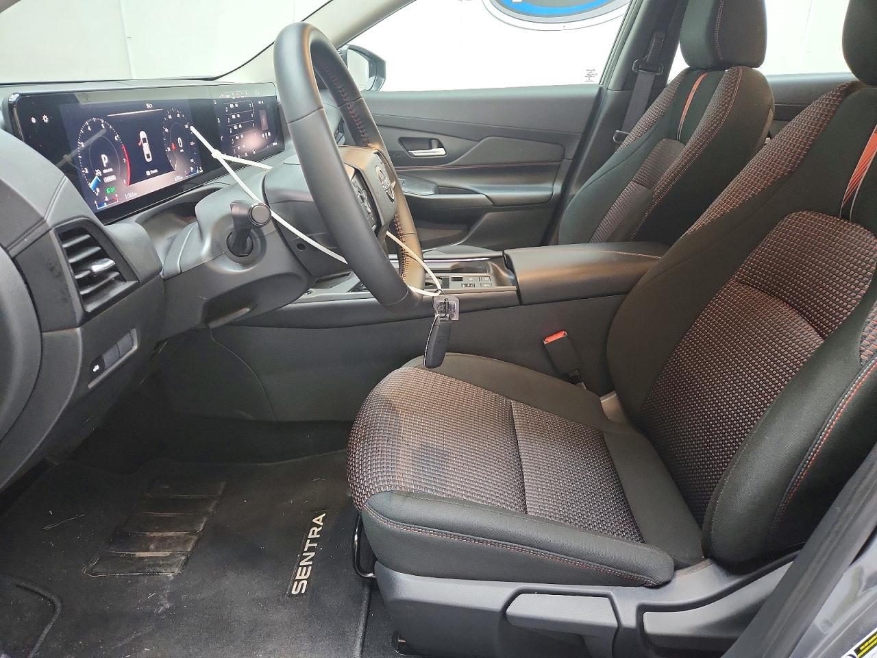 2026 NISSAN SENTRA SR — Фото 7 из 13
