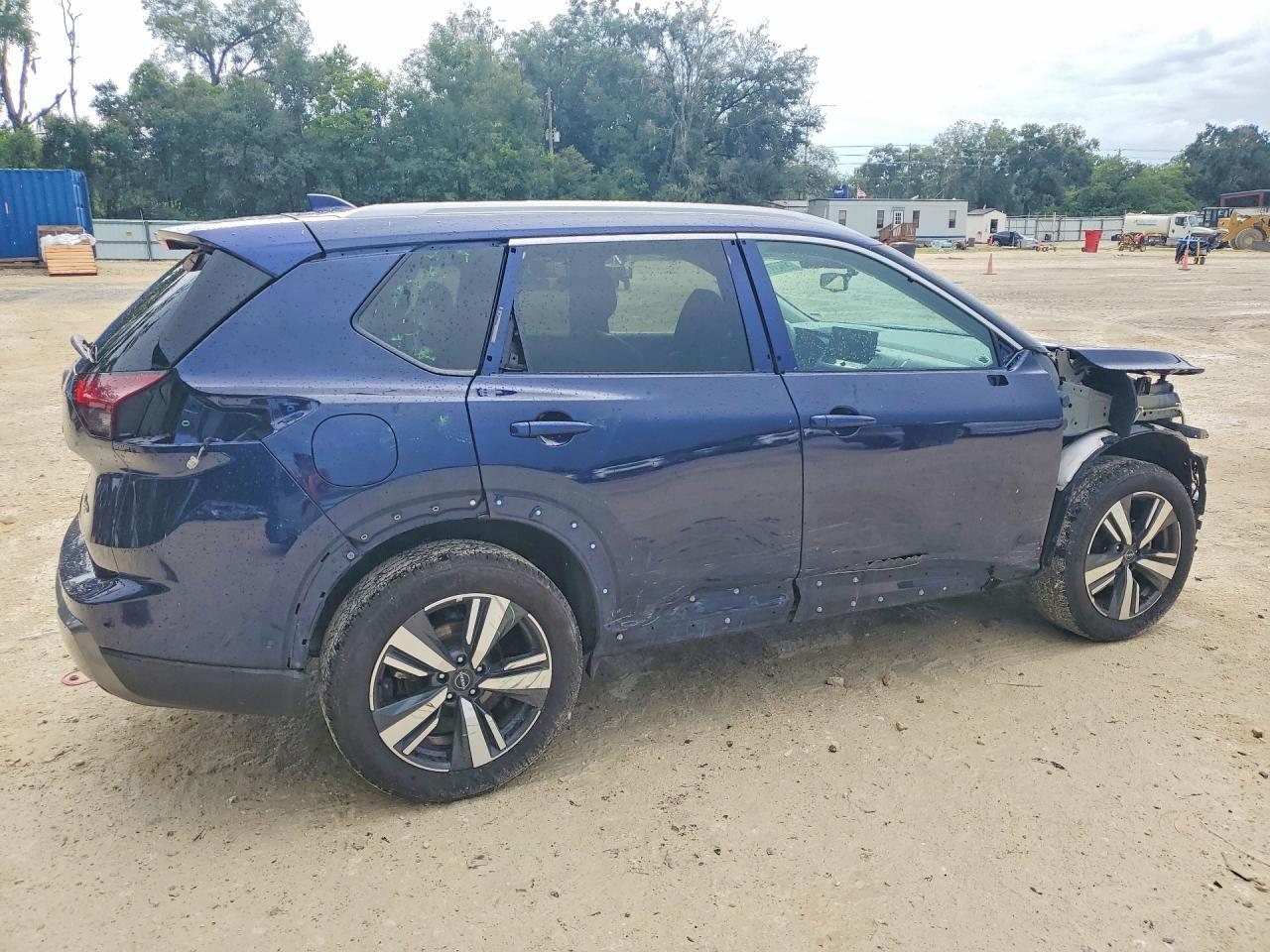 2026 NISSAN ROGUE SL — Фото 3 из 14