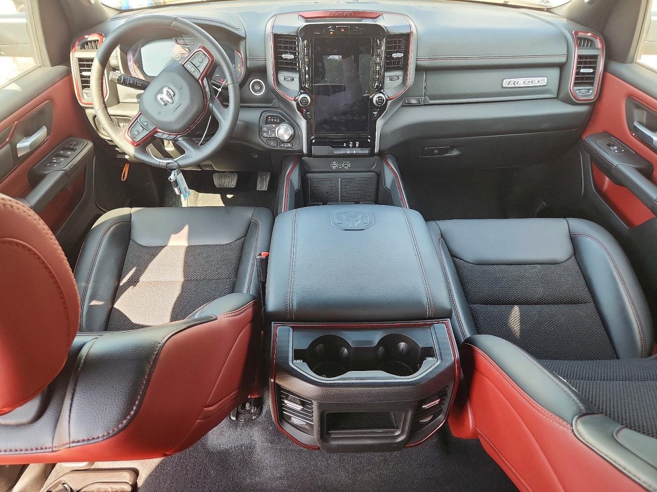 2026 RAM 1500 REBEL — Фото 8 из 12