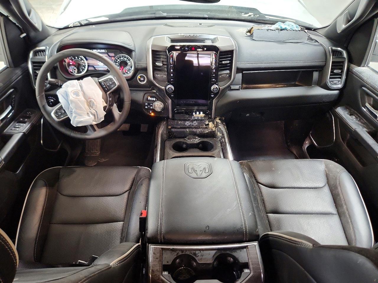 2026 RAM 1500 LARAMIE — Фото 8 из 12