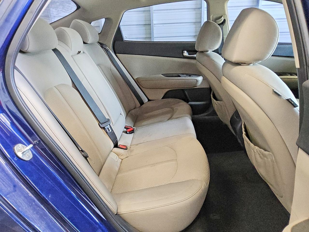 2017 KIA OPTIMA LX — Фото 10 из 12