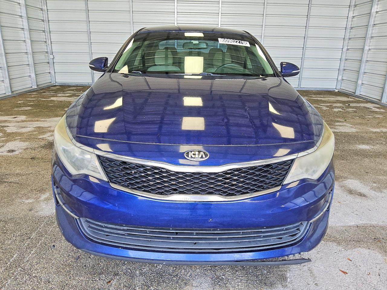 2017 KIA OPTIMA LX — Фото 5 из 12