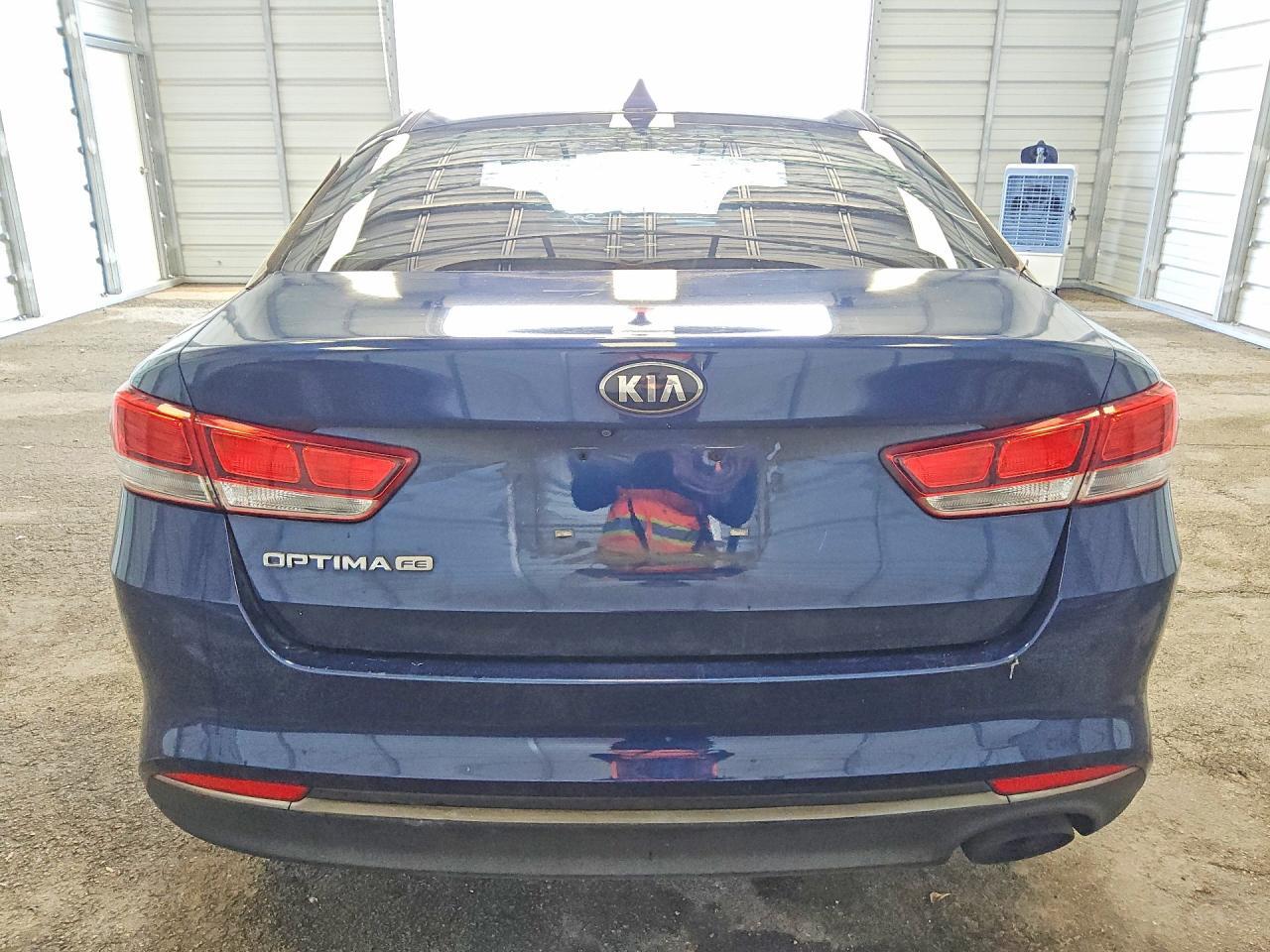 2017 KIA OPTIMA LX — Фото 6 из 12