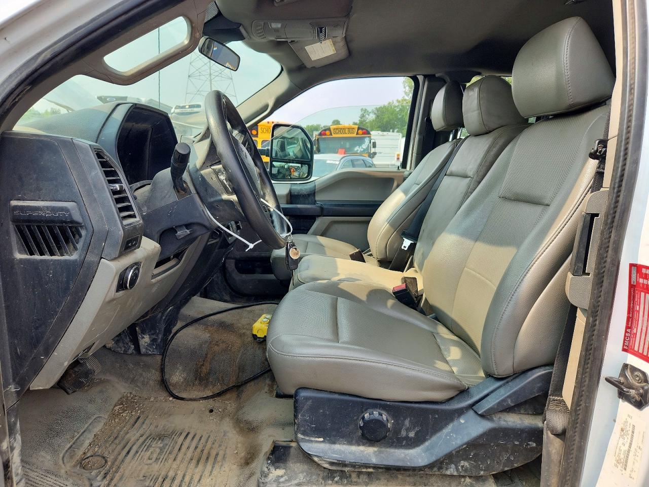 2022 FORD F450 SUPER DUTY — Фото 7 из 12