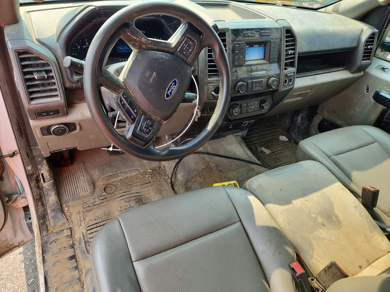 2022 FORD F450 SUPER DUTY — Фото 8 из 12