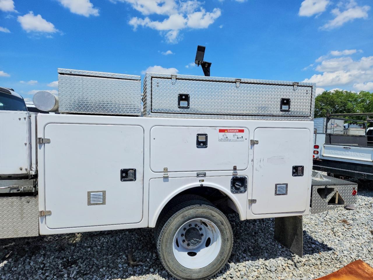 2022 FORD F450 UTILITY / SERVICE TRUCK — Фото 10 из 12