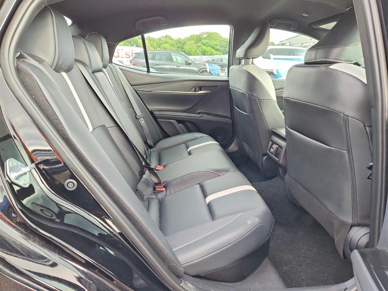 2026 TOYOTA CAMRY SE — Фото 10 из 12