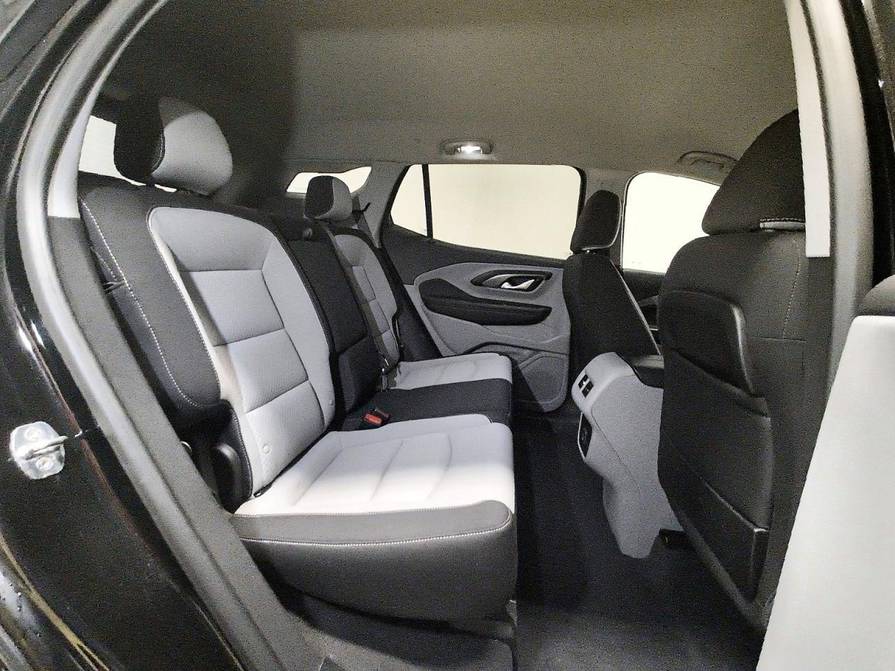 2022 GMC TERRAIN SLE — Фото 11 из 13