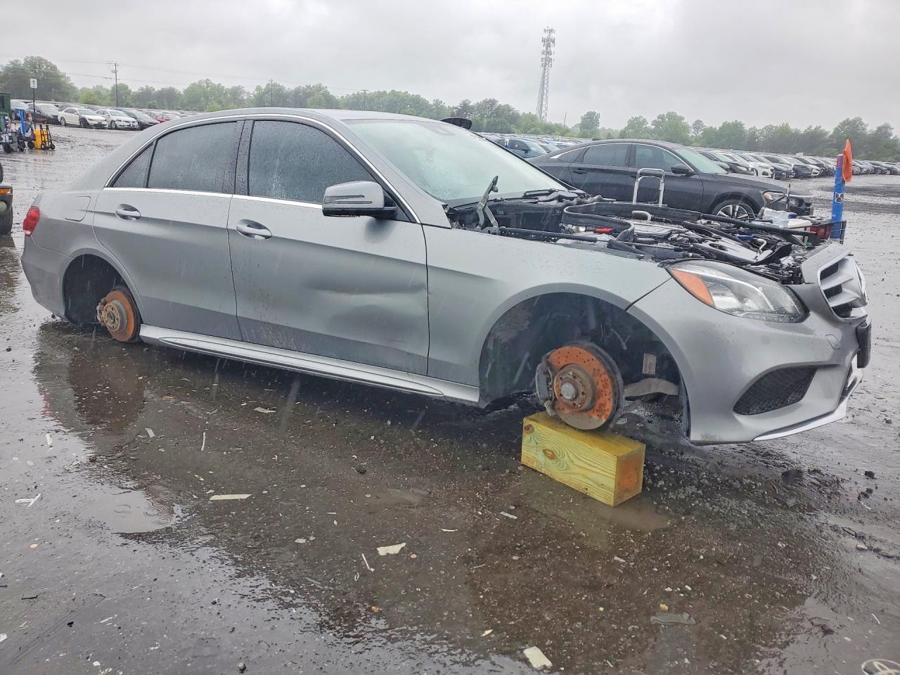 2014 MERCEDES-BENZ E 350 4MATIC — Фото 4 из 12