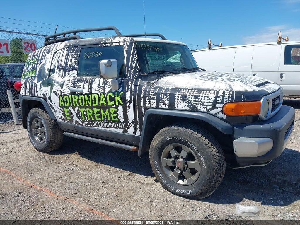 JTEBU11F170057688 2007 TOYOTA FJ CRUISER photo no. 1