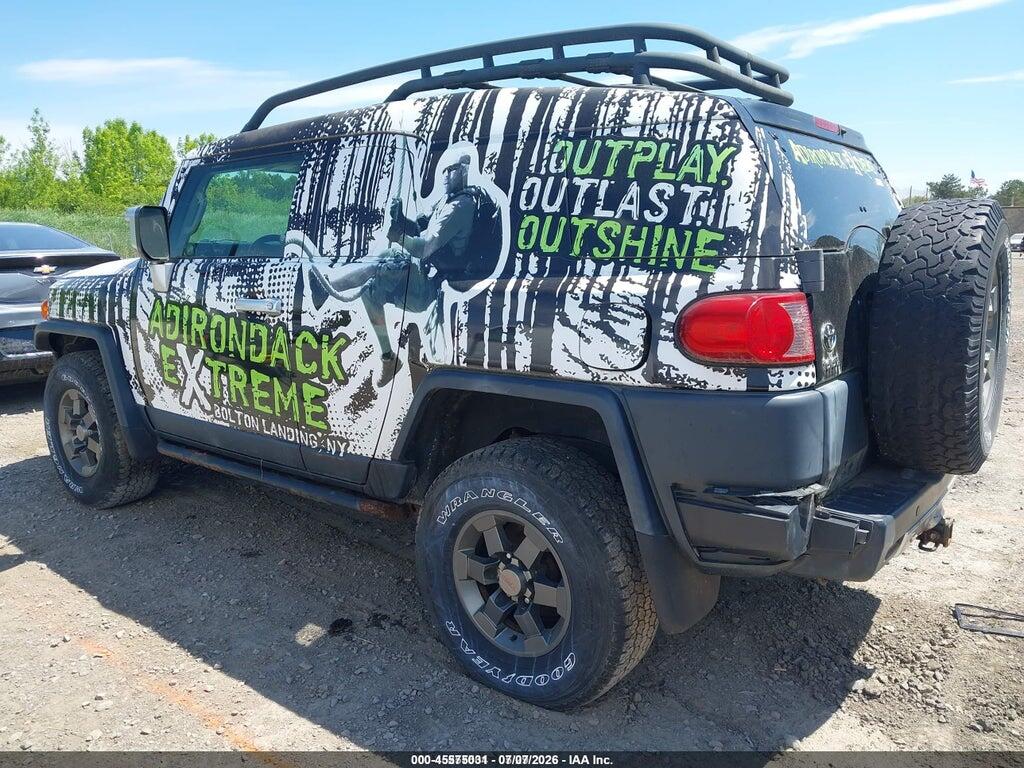 JTEBU11F170057688 2007 TOYOTA FJ CRUISER photo no. 3