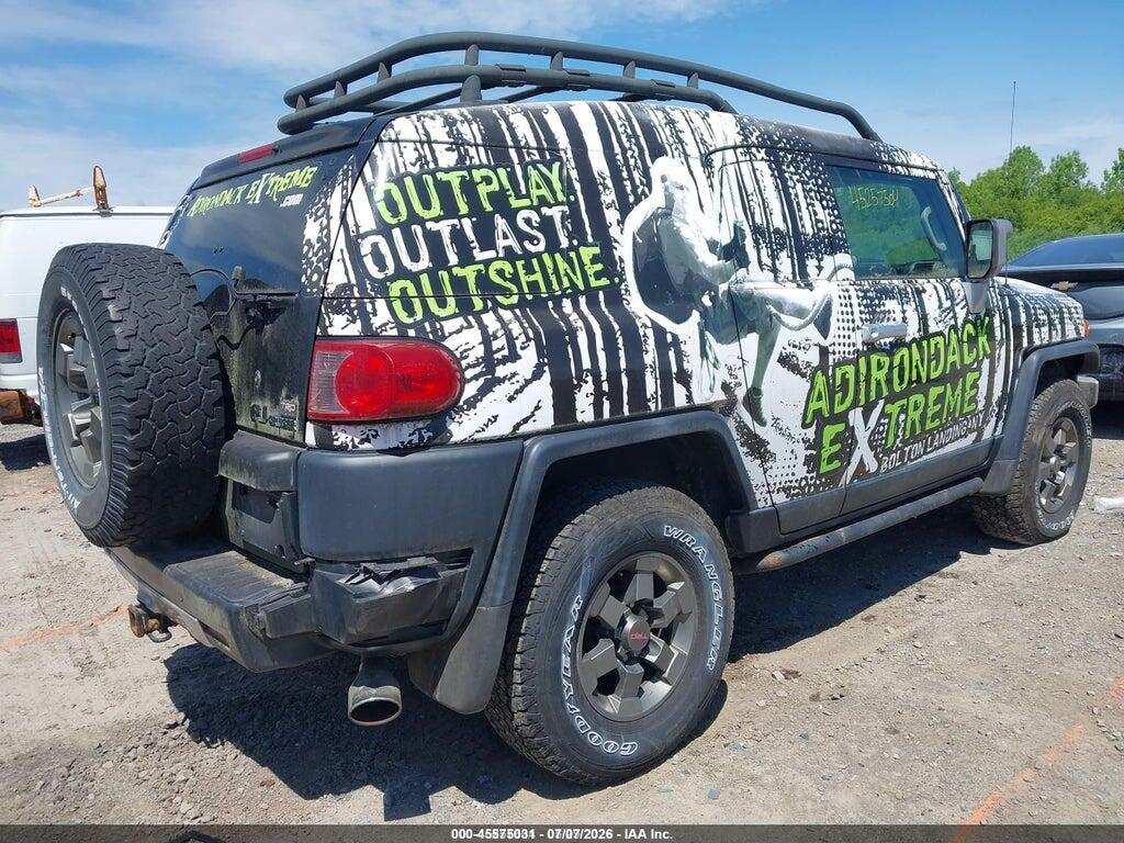 JTEBU11F170057688 2007 TOYOTA FJ CRUISER photo no. 4