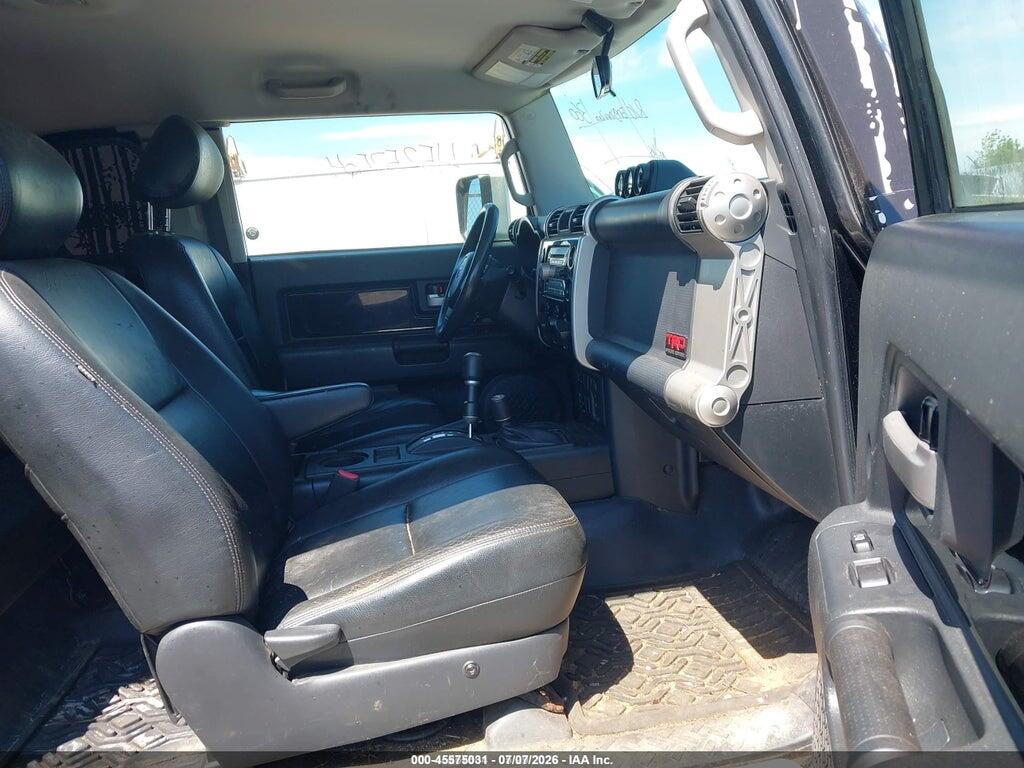 JTEBU11F170057688 2007 TOYOTA FJ CRUISER photo no. 5