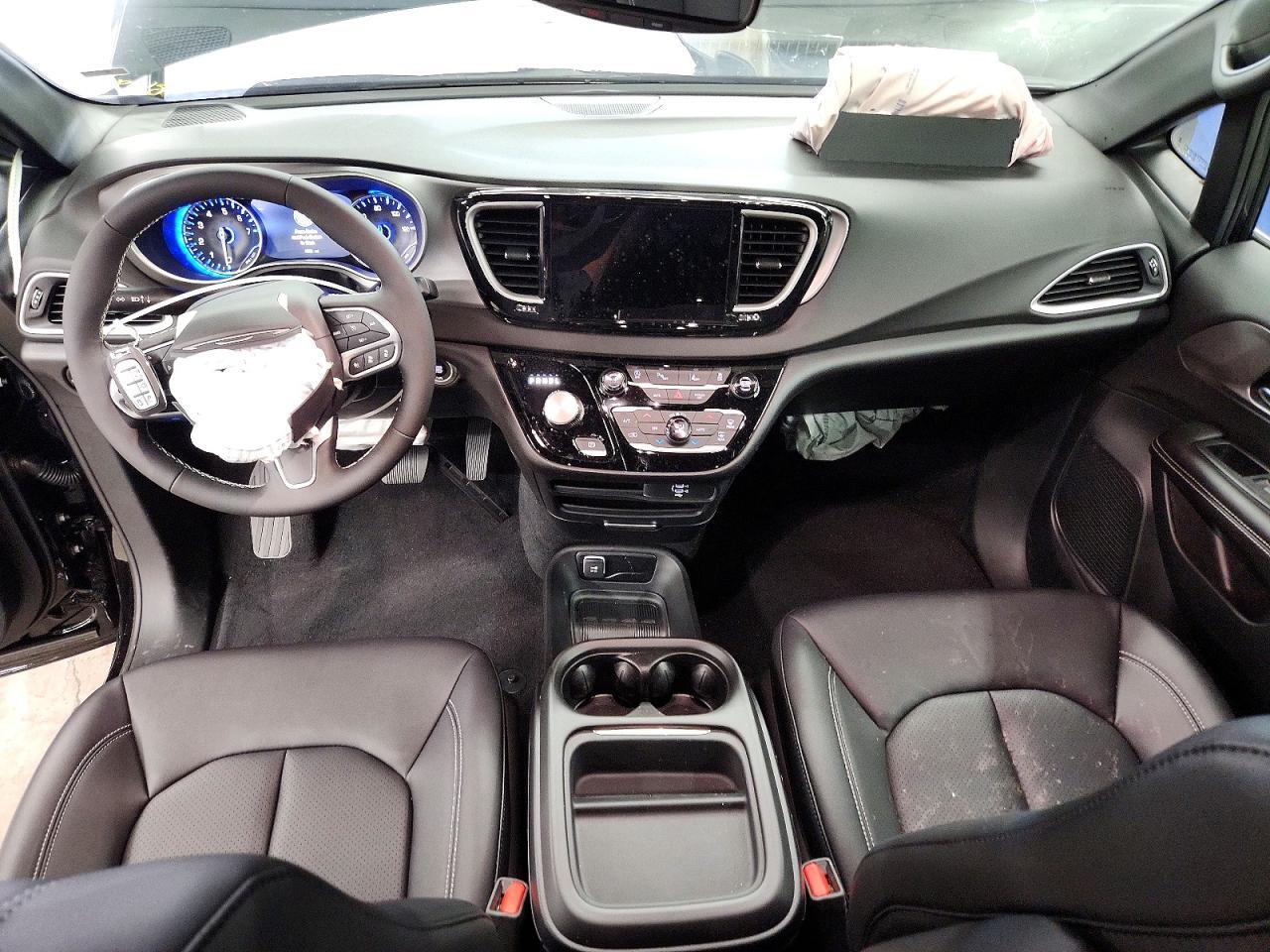 2C4RC1BG3VR585314 2027 CHRYSLER PACIFICA photo no. 8