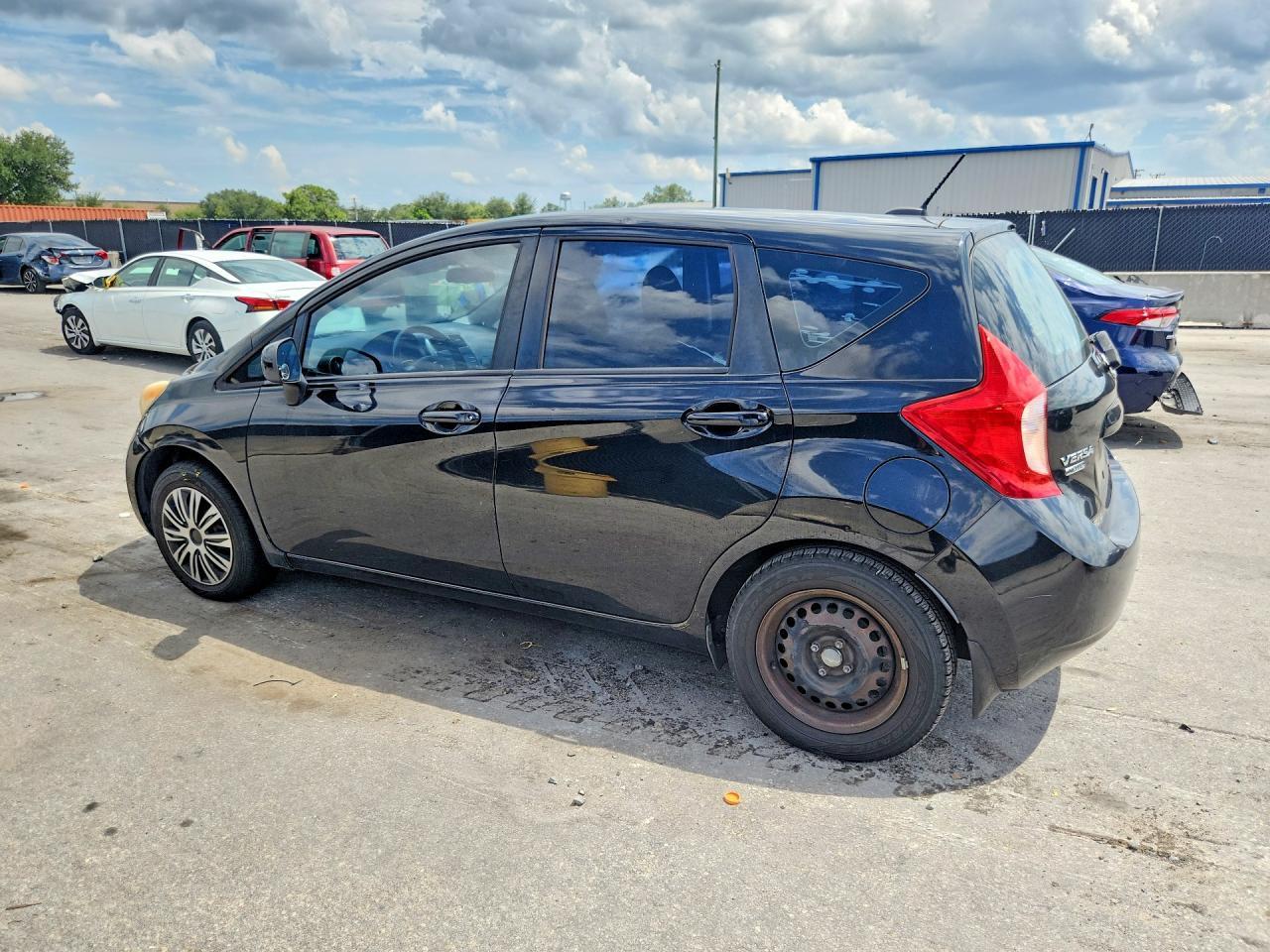 2014 NISSAN VERSA NOTE SV — Фото 2 из 12