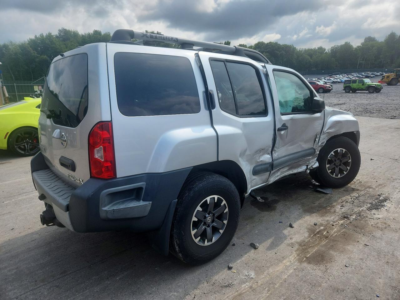 5N1AN0NW3EN802874 2014 NISSAN XTERRA photo no. 3
