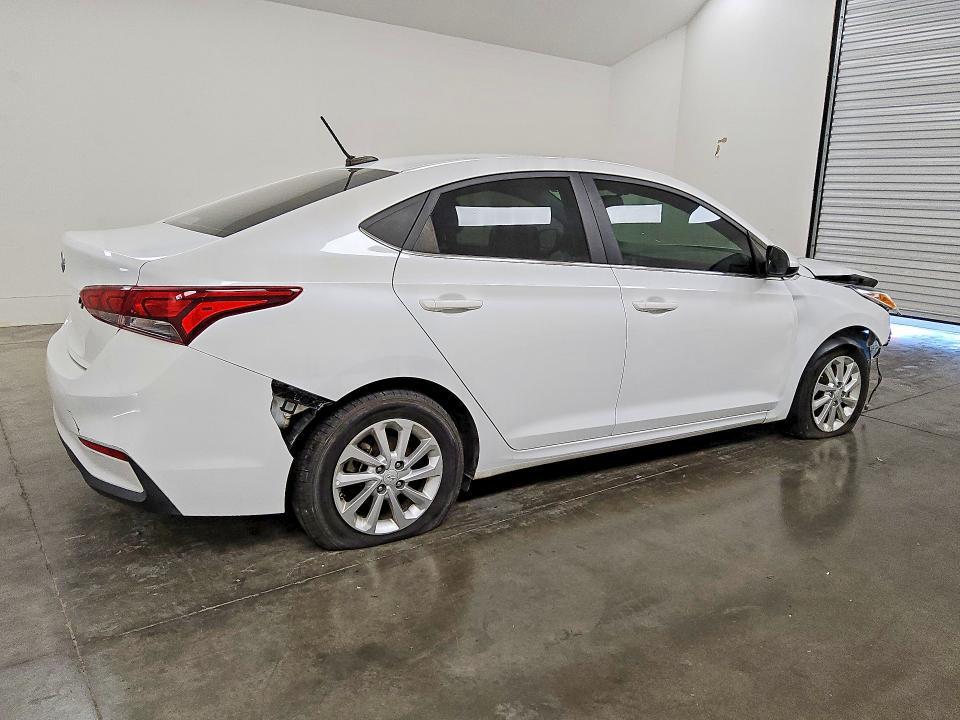 2022 HYUNDAI ACCENT SEL — Фото 3 из 12