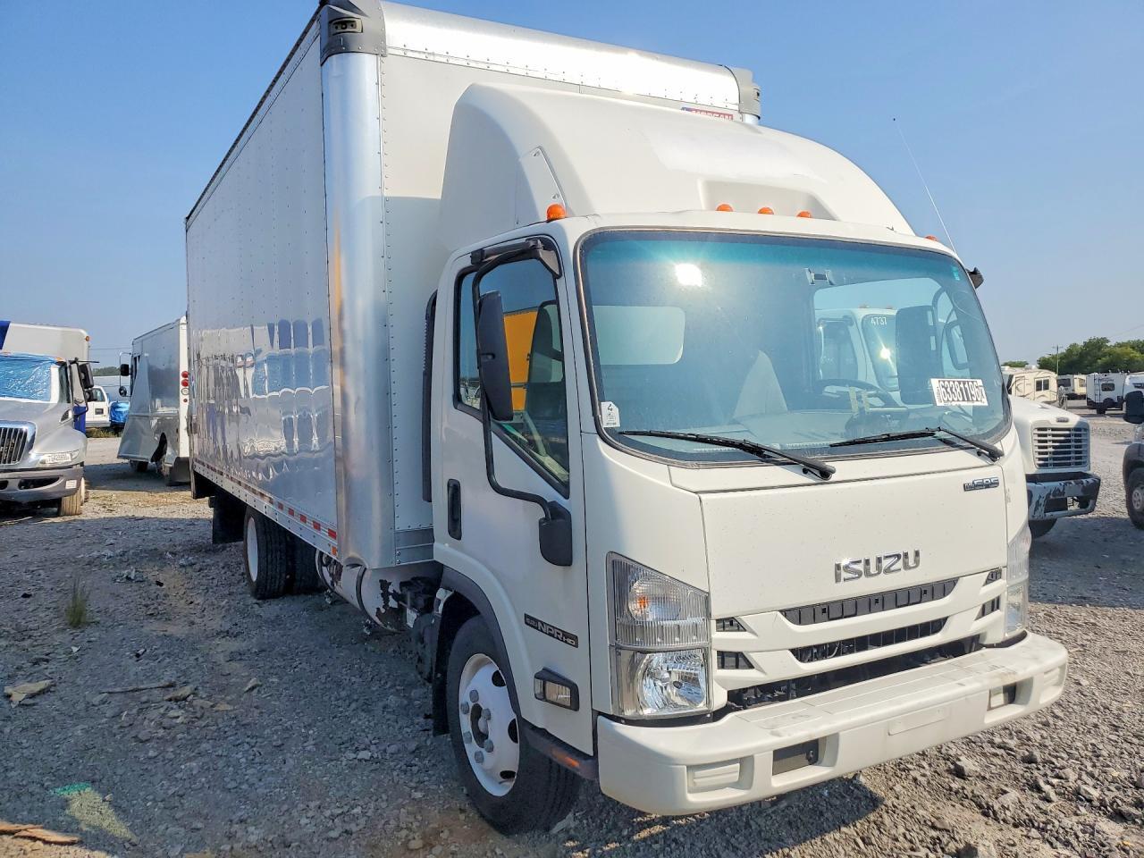 2022 ISUZU NPR HD DELIVERY TRUCK — Фото 4 из 13