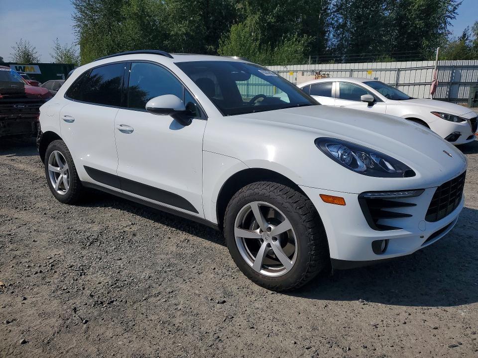 WP1AA2A54HLB83712 2017 PORSCHE MACAN photo no. 4
