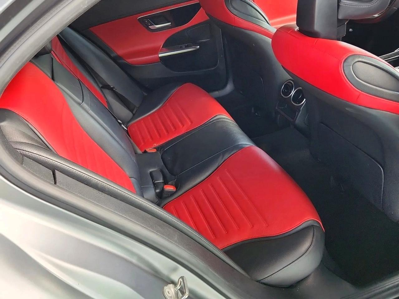 2022 MERCEDES-BENZ C 300 — Фото 6 из 14