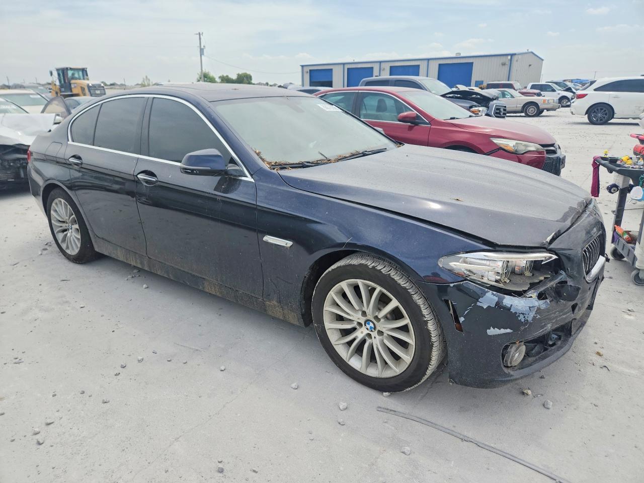 2015 BMW 528 I — Фото 4 из 12