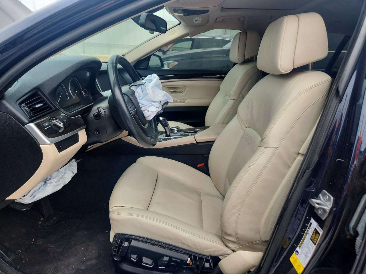 2015 BMW 528 I — Фото 7 из 12