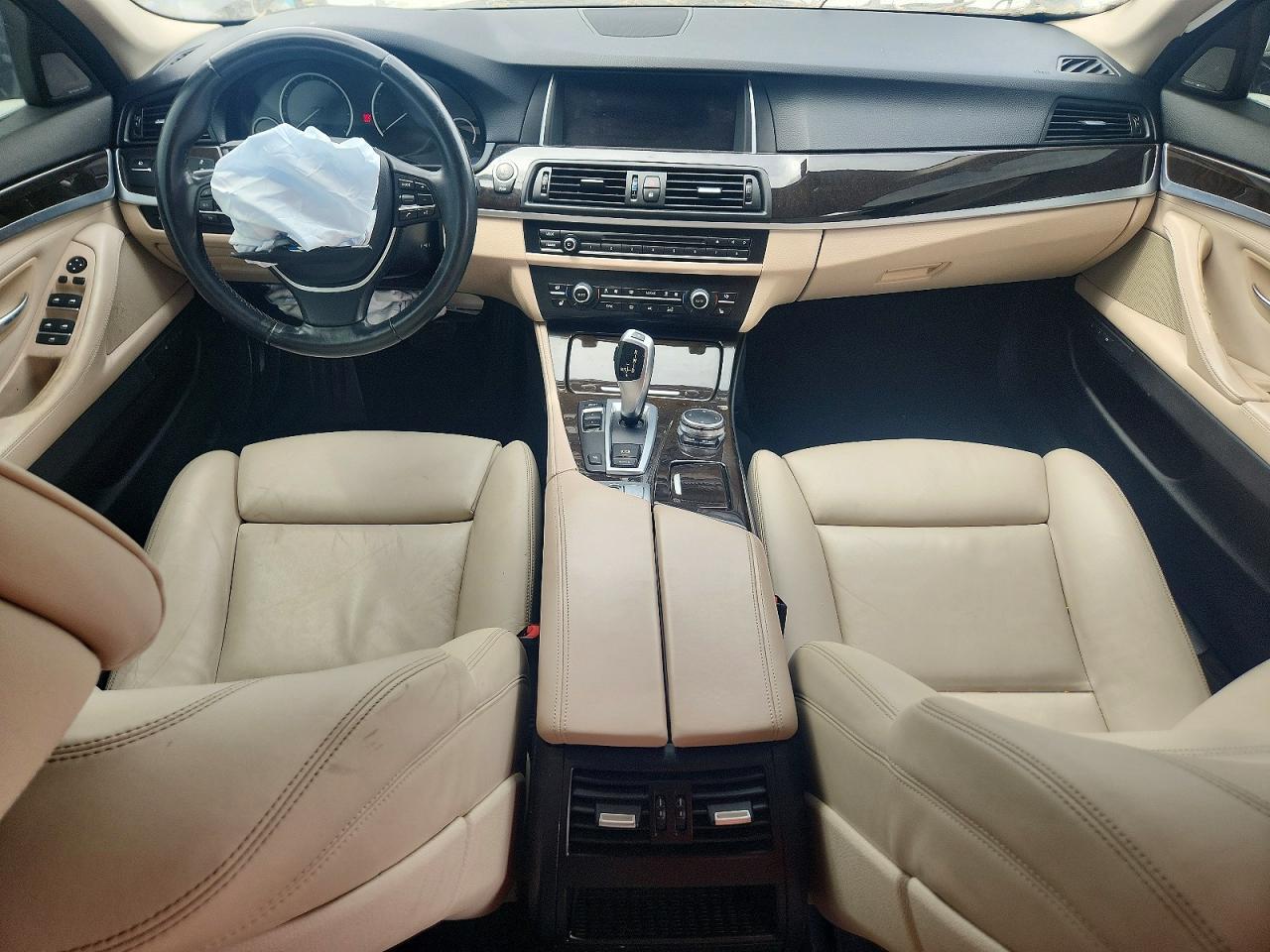 2015 BMW 528 I — Фото 8 из 12