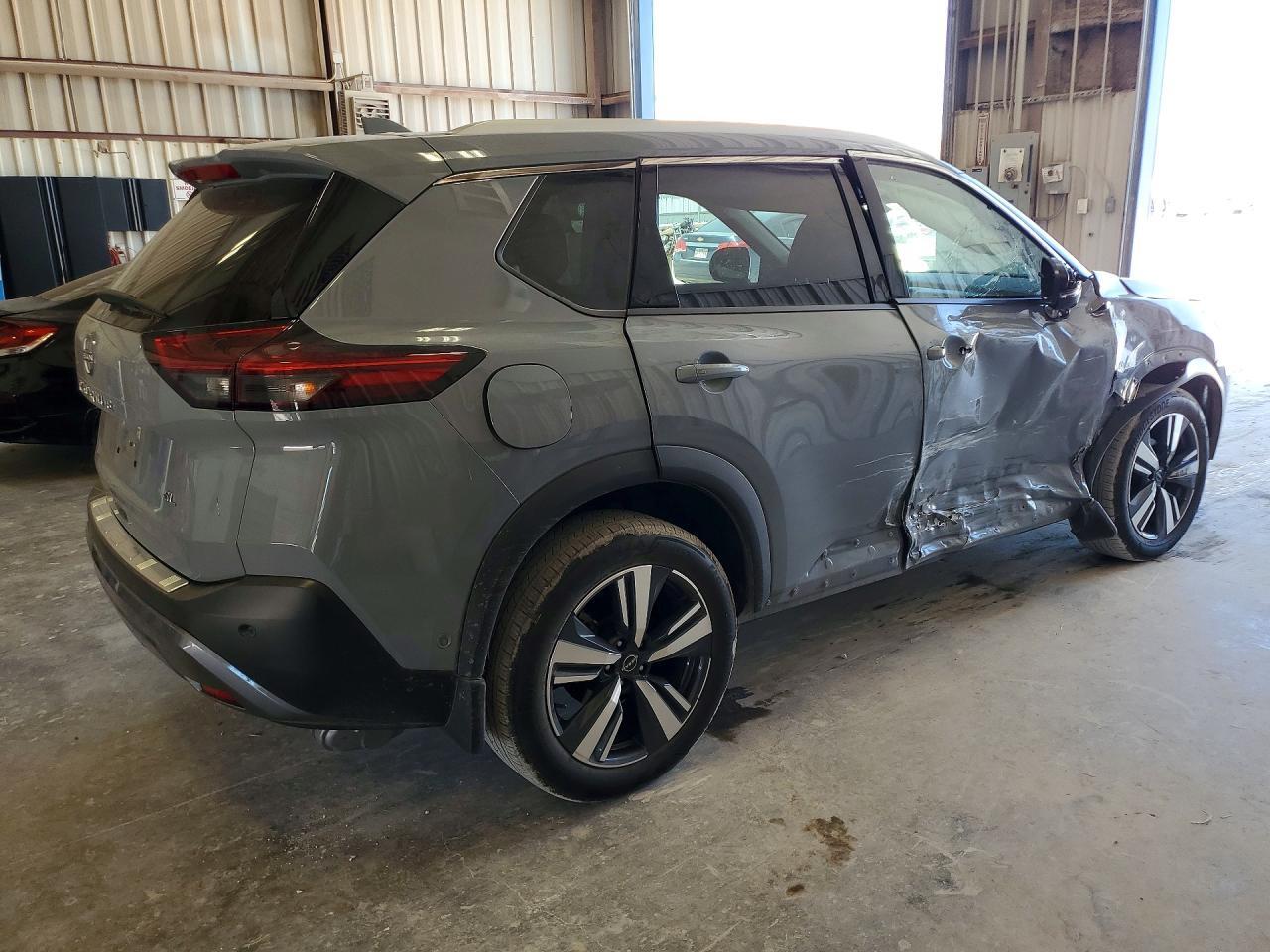 5N1BT3CA7NC721004 2022 NISSAN ROGUE photo no. 3