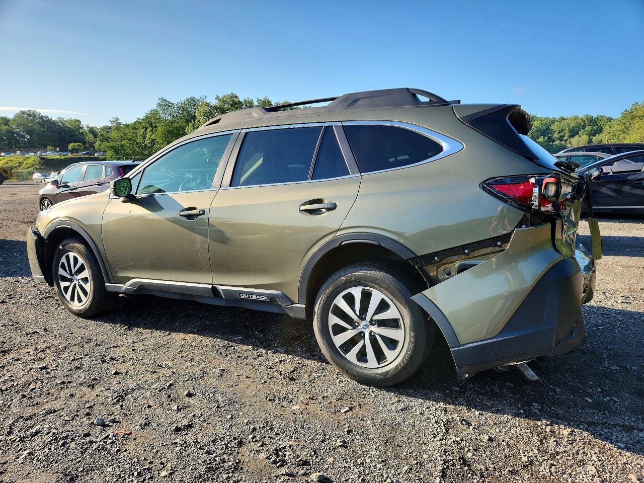 2022 SUBARU OUTBACK PREMIUM — Фото 2 из 12