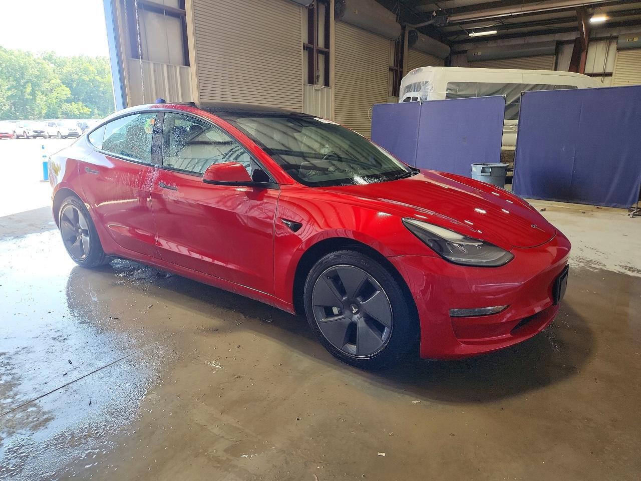 2022 TESLA MODEL 3 — Фото 4 из 12
