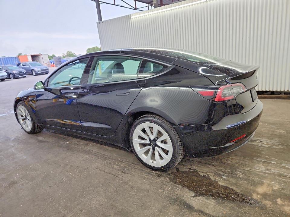 2022 TESLA MODEL 3 — Фото 2 из 12