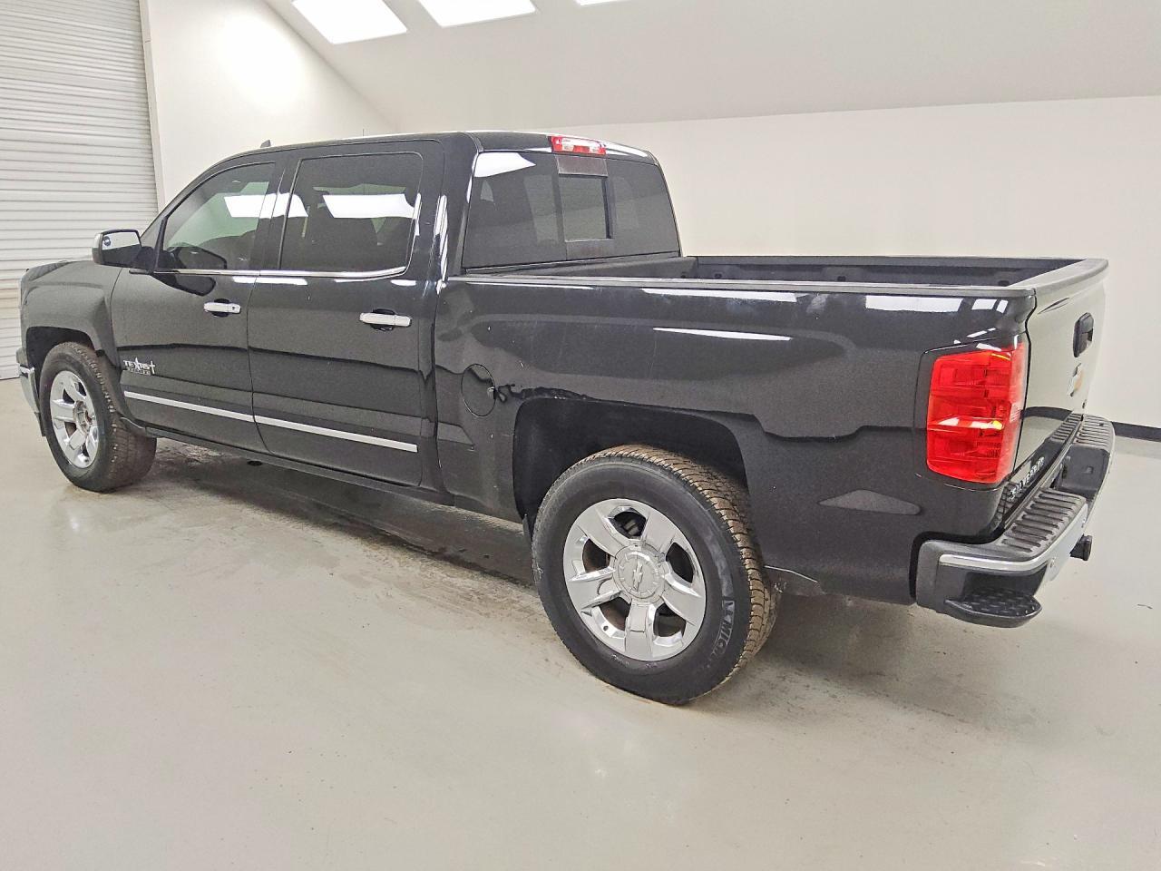 2015 CHEVROLET SILVERADO C1500 LTZ — Фото 2 из 12