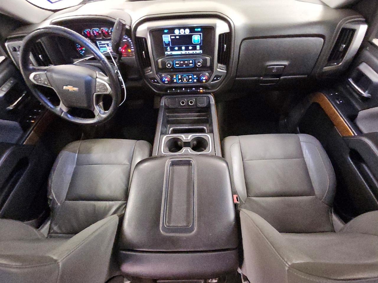 2015 CHEVROLET SILVERADO C1500 LTZ — Фото 8 из 12