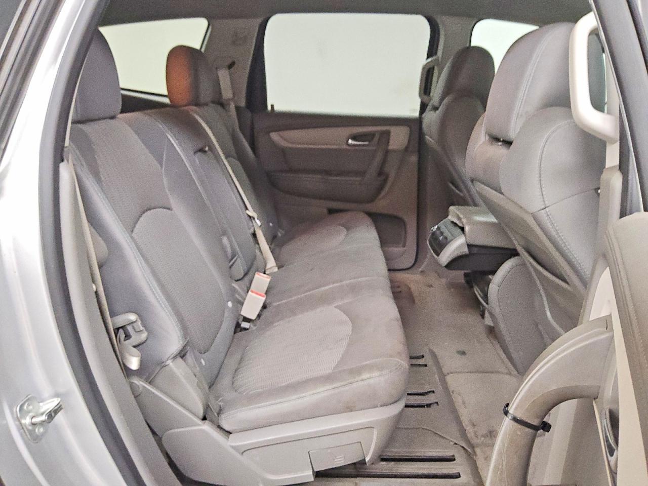 2015 CHEVROLET TRAVERSE LS — Фото 11 из 13