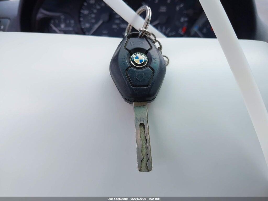 WBABW33444PL32072 2004 BMW 325CI photo no. 11