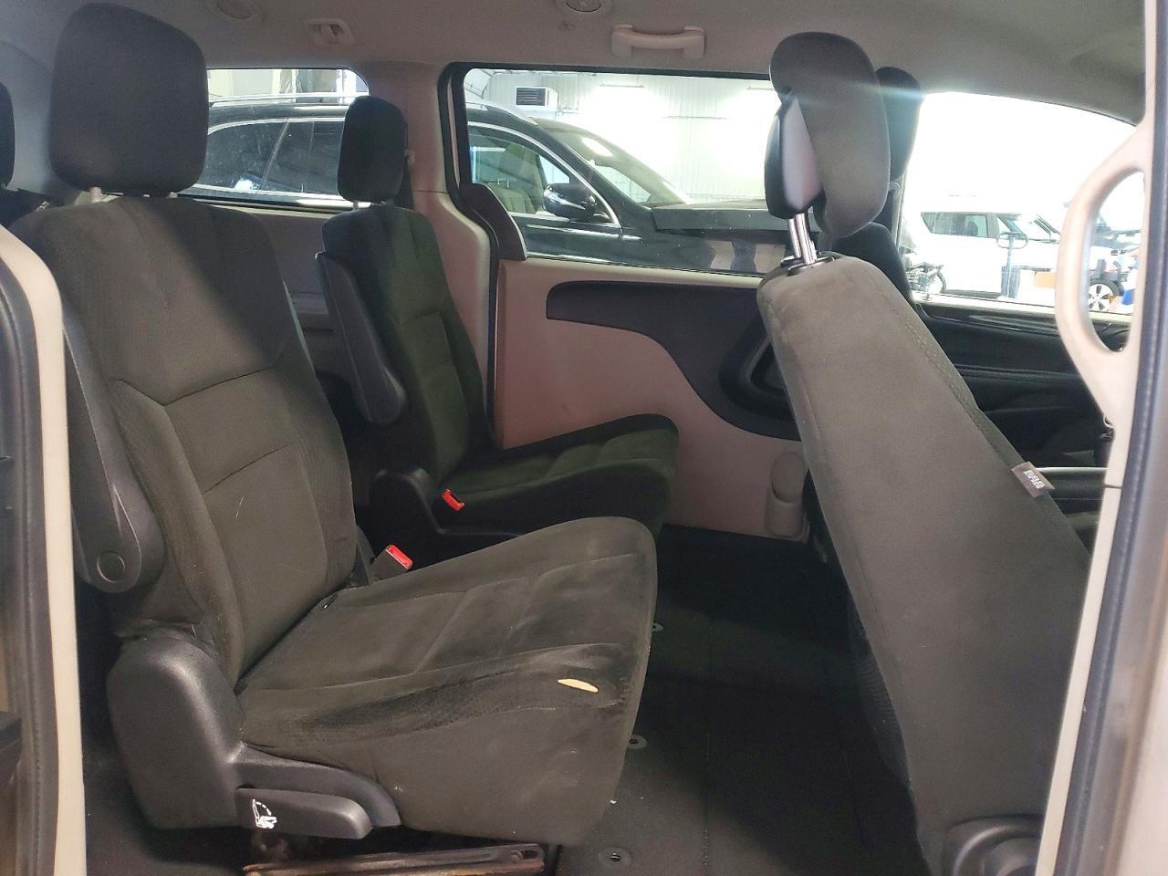 2015 DODGE GRAND CARAVAN SE — Фото 11 из 13