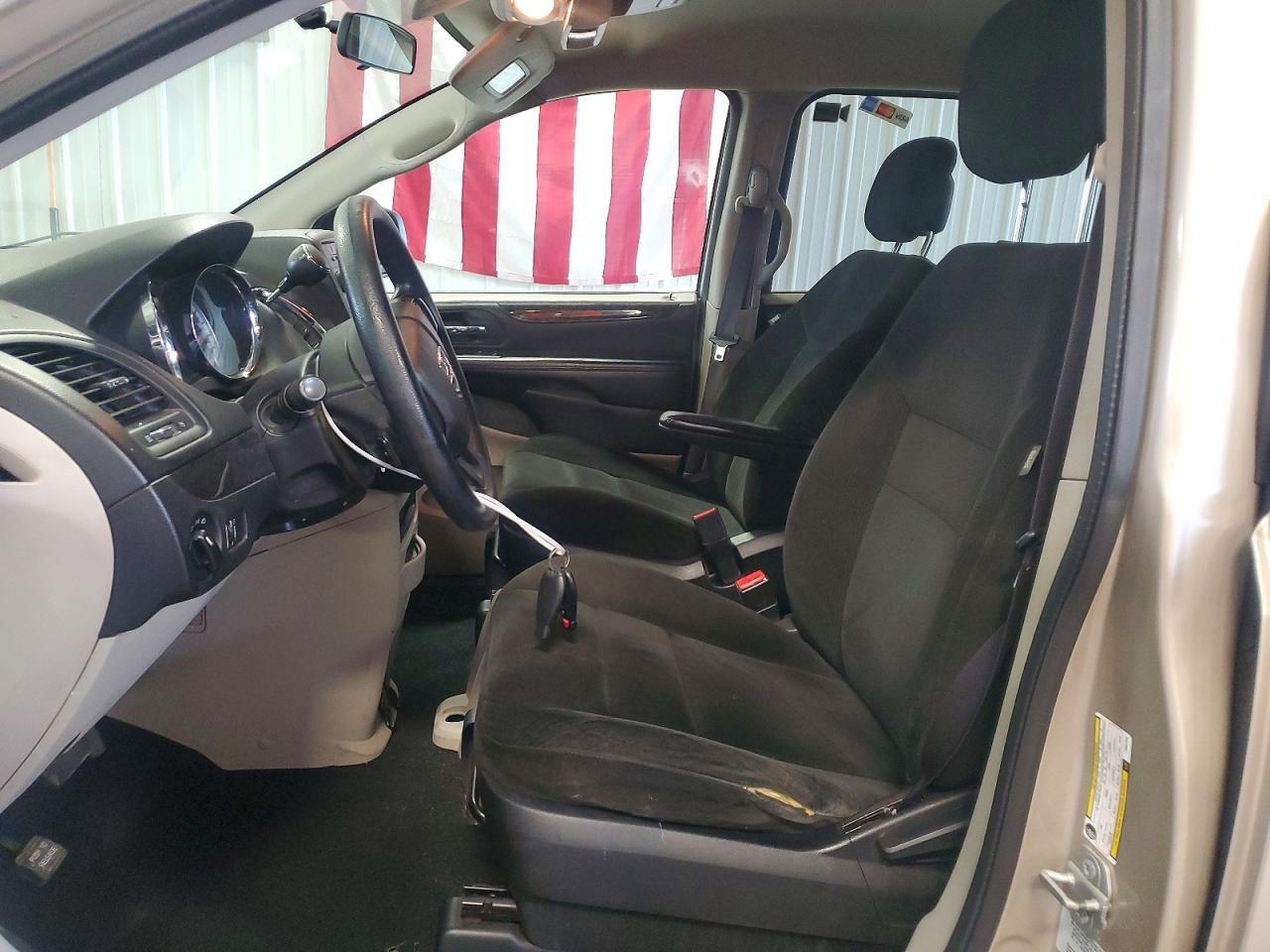 2015 DODGE GRAND CARAVAN SE — Фото 7 из 13
