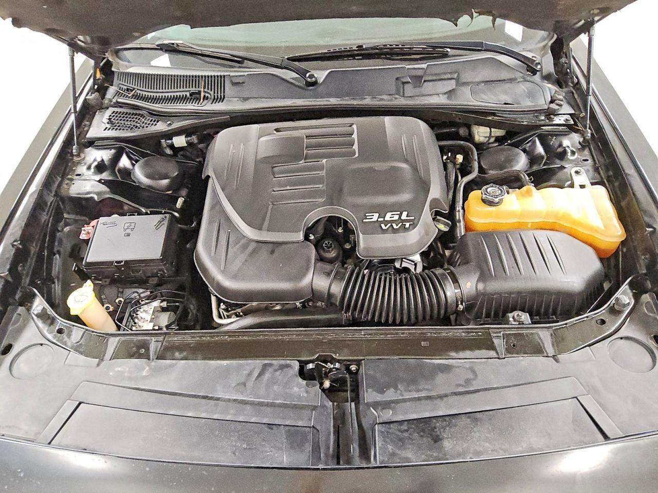 2015 DODGE CHALLENGER SXT PLUS — Фото 11 из 12