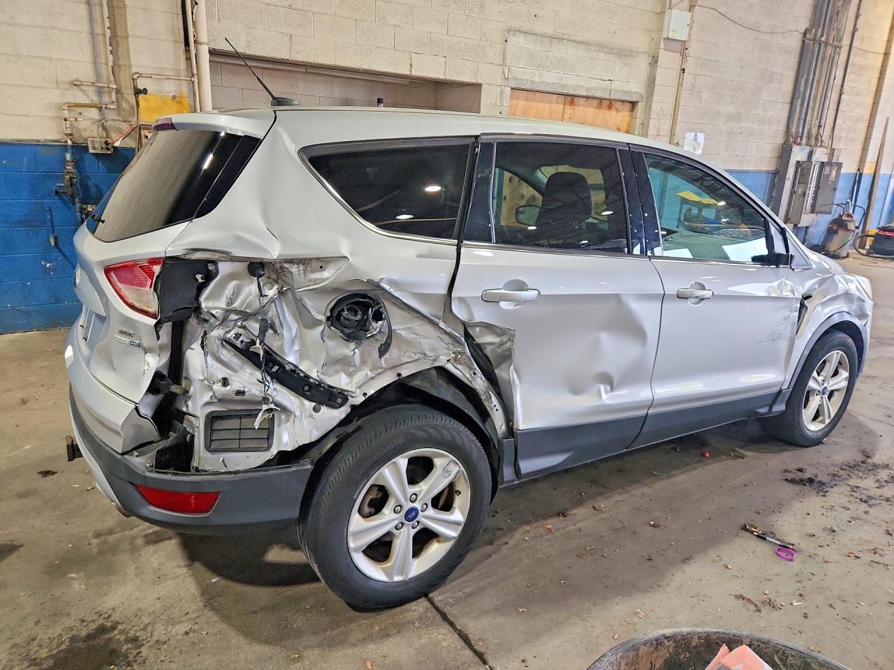 2015 FORD ESCAPE SE — Фото 3 из 13